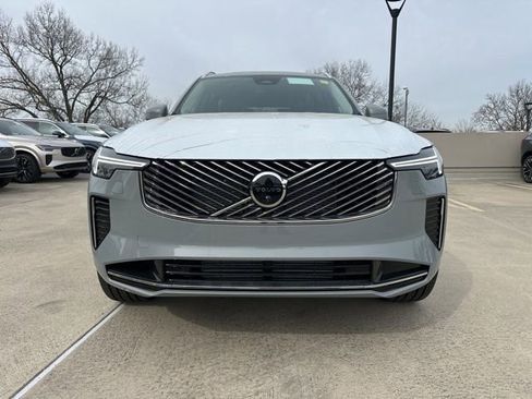 New 2026 Volvo XC90 T8 Plus w/ Protection Package Premier image 2