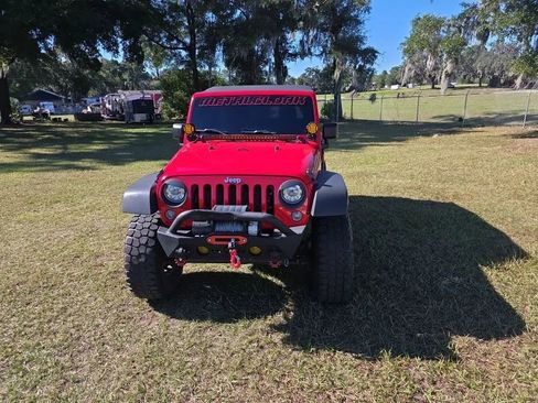 Used 2017 Jeep Wrangler Unlimited Sport w/ Connectivity Group image 3