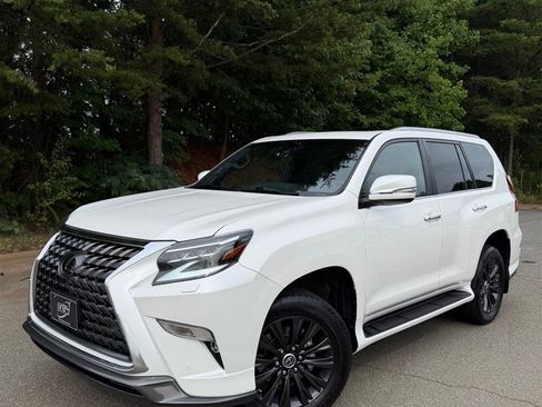 Used 2021 Lexus GX 460 w/ Sport Design Package AWD/4WD image 3
