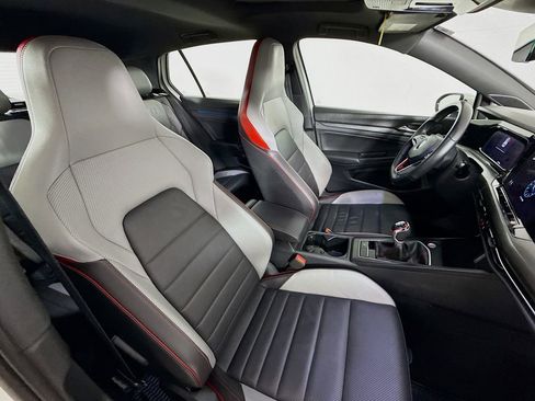 Used 2022 Volkswagen GTI SE image 30