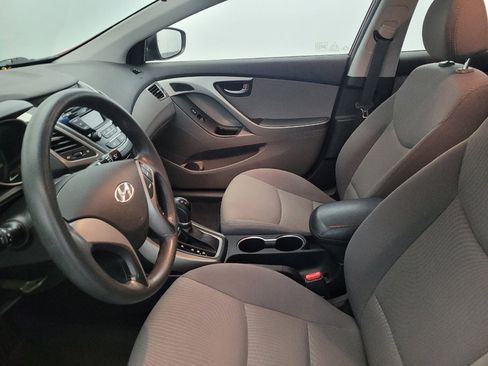 Used 2016 Hyundai Elantra SE FWD image 17