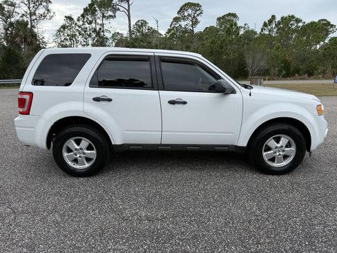 Used 2011 Ford Escape XLS w/ 101A Rapid Spec Order Code image 6