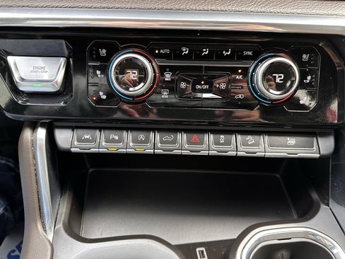 Used 2023 GMC Sierra 1500 Denali AWD/4WD image 28