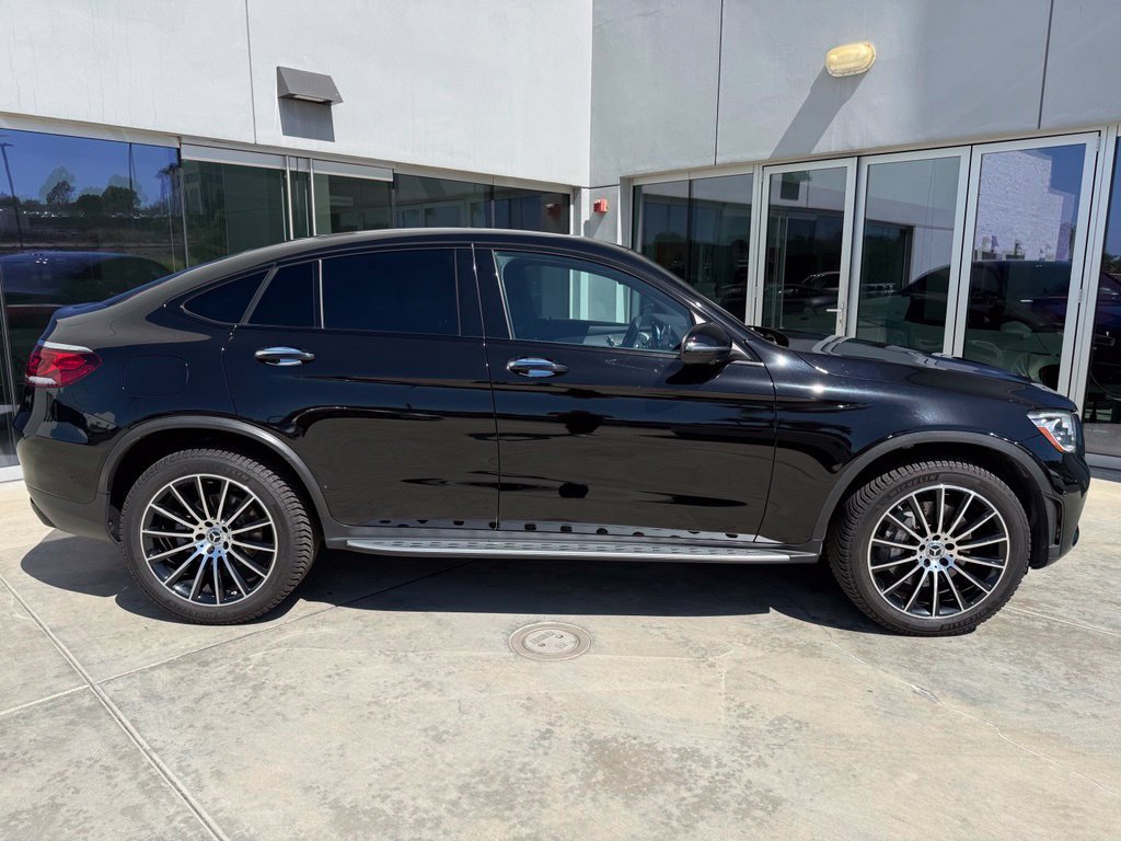 Used 2020 Mercedes-Benz GLC 300 4MATIC Coupe image 2