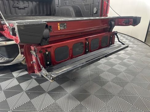 Used 2022 Chevrolet Silverado 1500 LTZ w/ LTZ Premium Package image 10