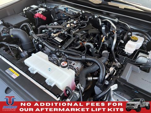 Used 2024 Toyota Tacoma SR AWD/4WD image 15