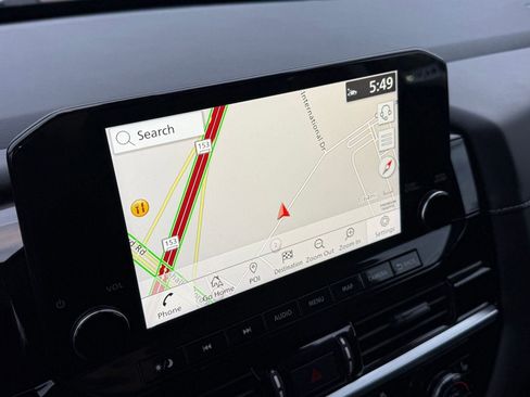 Certified 2022 Nissan Pathfinder SL w/ Lighting Package (N92) image 27