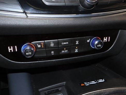 Used 2023 Buick Enclave Essence w/ Experience Buick Package image 35