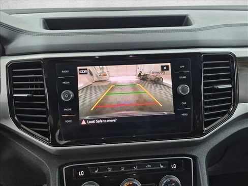 Used 2022 Volkswagen Atlas SE FWD image 14