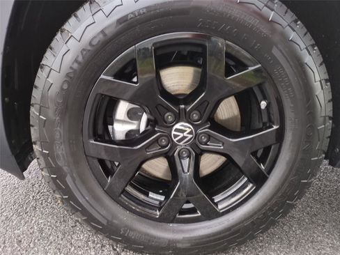 New 2026 Volkswagen Atlas Peak Edition AWD/4WD image 23