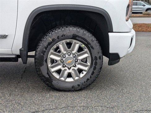 New 2026 Chevrolet Silverado 2500 High Country w/ High Country Premium Package image 13