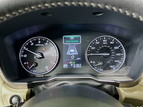 Used 2025 Subaru Outback Limited AWD/4WD image 12