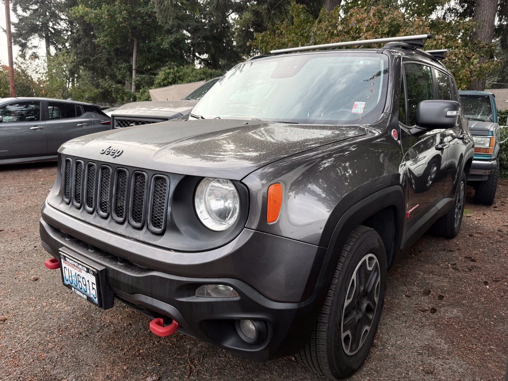 Used 2016 Jeep Renegade Trailhawk AWD/4WD image 1