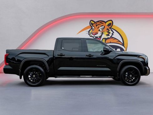 New 2026 Toyota Tundra Limited AWD/4WD image 4