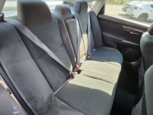 Used 2014 Nissan Altima 2.5 S w/ Sport Value Package image 22