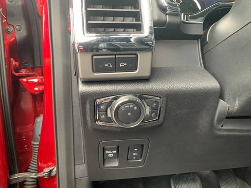 Used 2019 Ford F150 Lariat w/ Equipment Group 502A Luxury RWD image 25