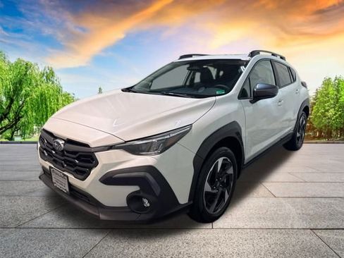 Certified 2025 Subaru Crosstrek 2.5i Limited w/ Crosstrek Mirror Package image 10