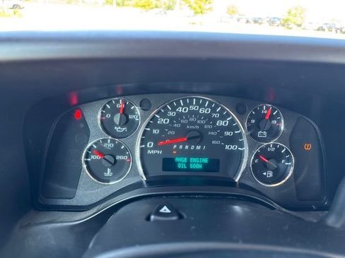 Used 2021 Chevrolet Express 2500 Extended w/ Driver Convenience Package RWD image 27