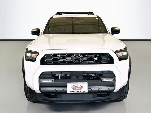 Used 2025 Toyota 4Runner TRD Off-Road AWD/4WD image 2