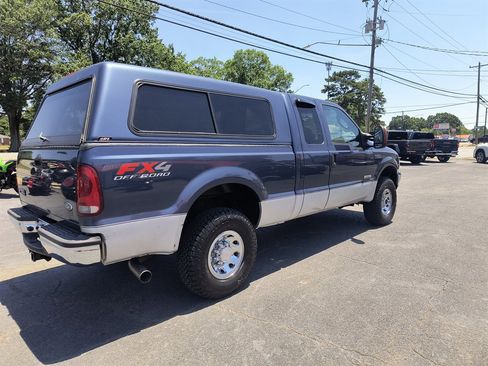 Used 2004 Ford F250 XLT AWD/4WD image 5