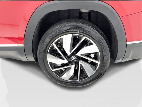 Used 2024 Volkswagen Atlas SEL AWD/4WD image 12