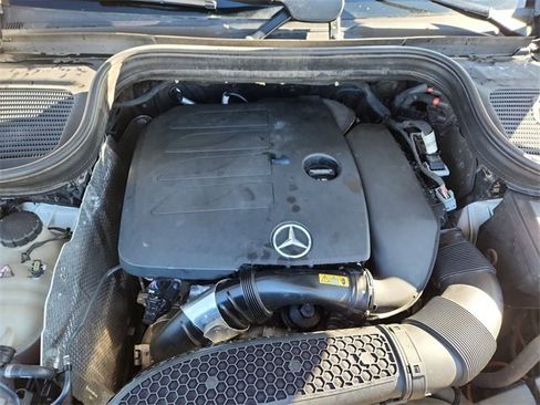 Used 2020 Mercedes-Benz GLE 350 4MATIC image 31