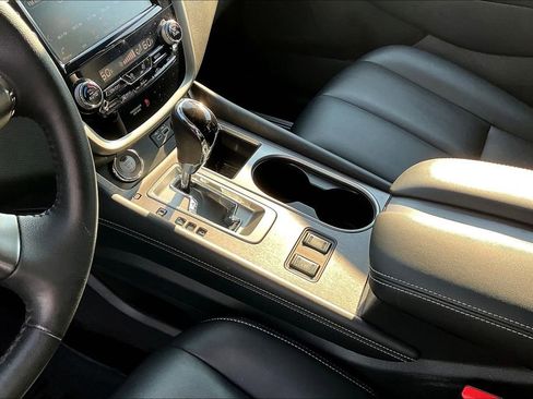 Used 2024 Nissan Murano SV image 13