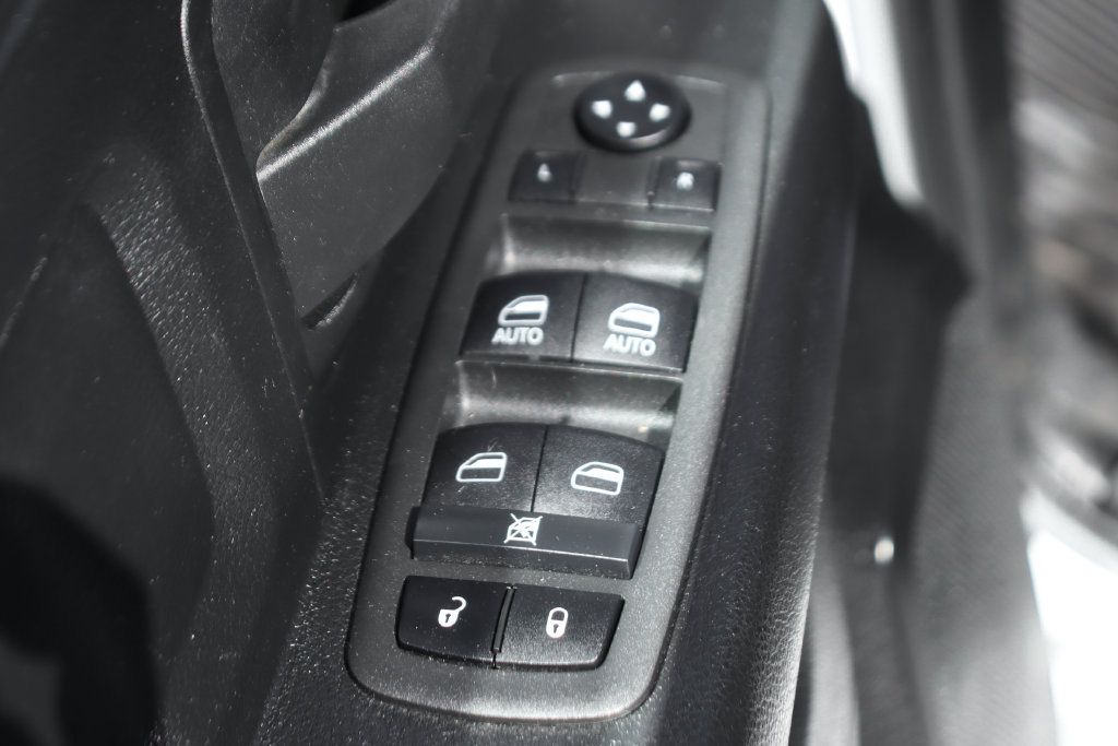 Used 2022 RAM 2500 Tradesman RWD image 17
