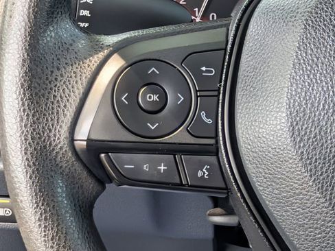 Used 2023 Toyota RAV4 LE AWD/4WD image 18