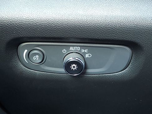 Used 2023 Chevrolet Traverse RS w/ LPO, Floor Liner Package image 26