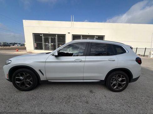 Used 2024 BMW X3 xDrive30i w/ Premium Package AWD/4WD image 3