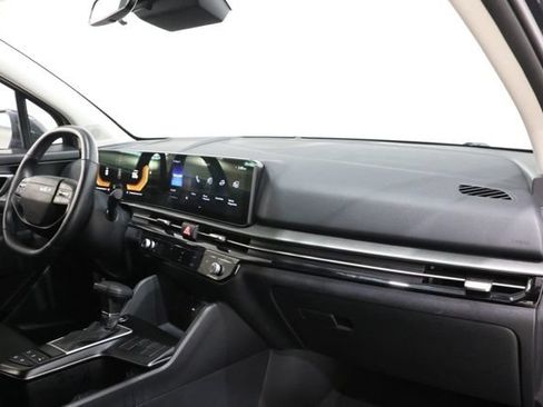 Used 2026 Kia Sportage LX FWD image 16