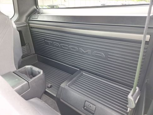 Used 2024 Toyota Tacoma SR RWD image 28