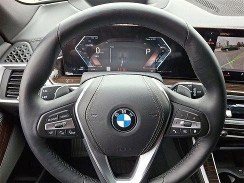 Used 2024 BMW X5 xDrive40i w/ Premium Package image 18