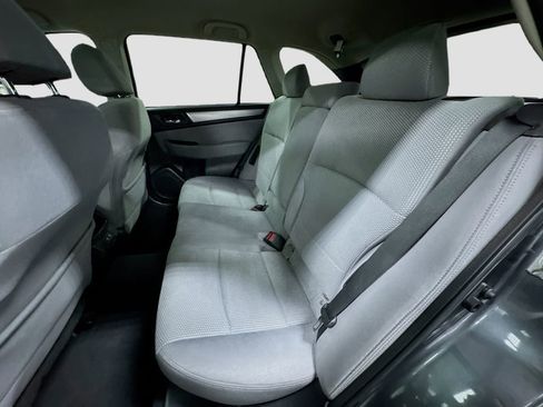 Used 2019 Subaru Outback 2.5i Premium image 22