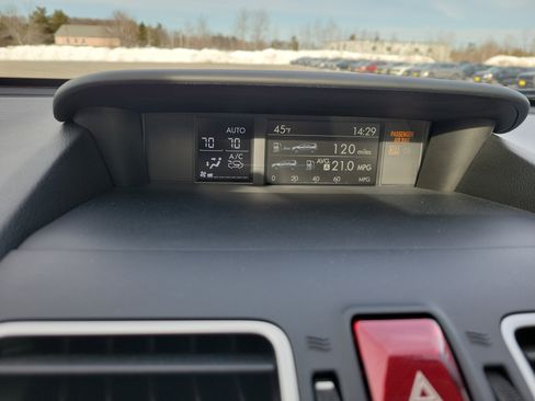 Used 2018 Subaru Forester 2.5i Touring image 30