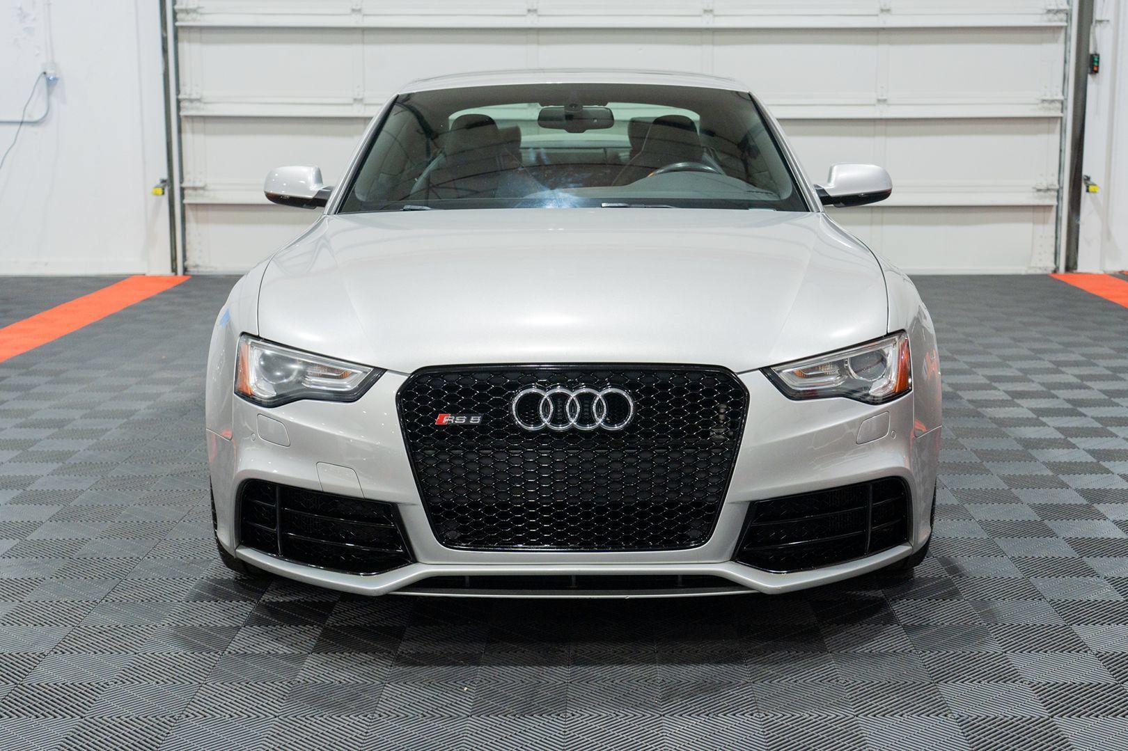 Used 2013 Audi RS 5 Coupe AWD/4WD image 2