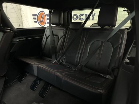 Used 2024 Ford Expedition Max Limited AWD/4WD image 35