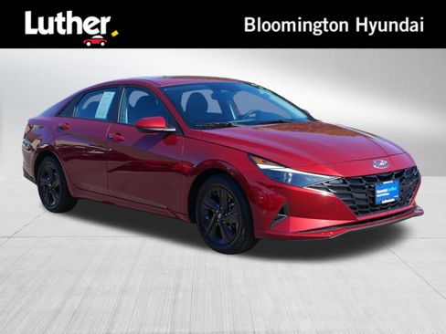 Certified 2023 Hyundai Elantra SEL FWD image 1