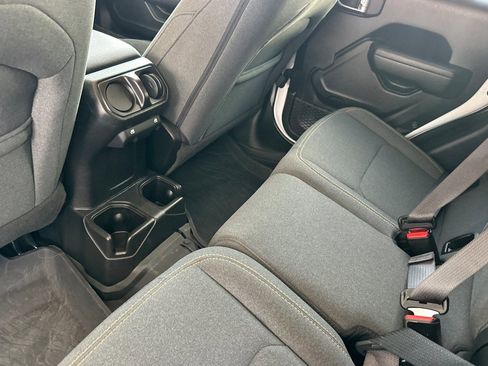 Used 2024 Jeep Gladiator Sport image 25