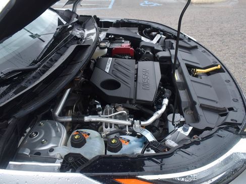 Certified 2024 Nissan Rogue SV w/ SV Premium Package FWD image 19