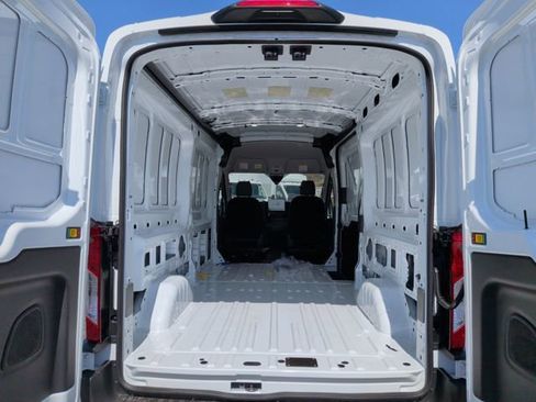 New 2026 Ford Transit 250 148 Medium Roof image 17