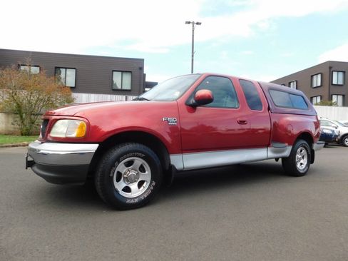 Used 2003 Ford F150 XLT image 4