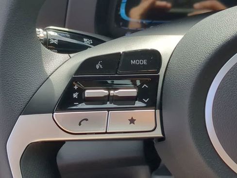 New 2026 Hyundai Elantra SE FWD image 23