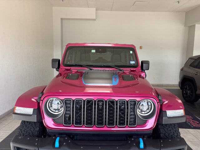 Used 2024 Jeep Wrangler Unlimited Rubicon 4xe AWD/4WD image 5