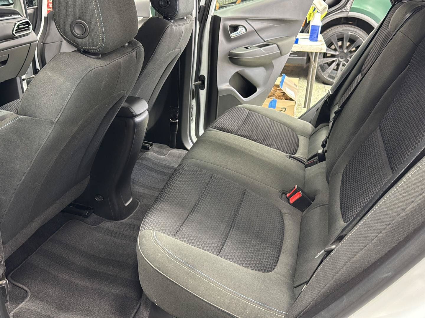 Used 2023 Chevrolet Bolt LT FWD image 15
