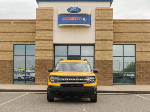 Used 2023 Ford Bronco Sport Big Bend w/ Convenience Package AWD/4WD image 3