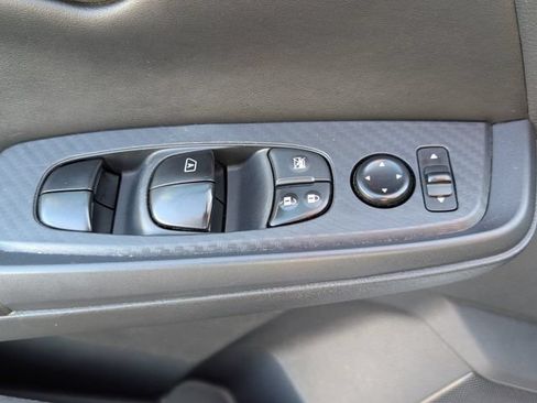 Certified 2024 Nissan Sentra SV FWD image 18