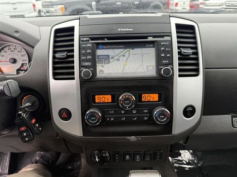 Used 2016 Nissan Frontier PRO-4X w/ Pro-4x Luxury Package image 39