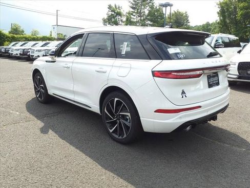 New 2024 Lincoln Corsair Grand Touring w/ Equipment Group 301A image 3